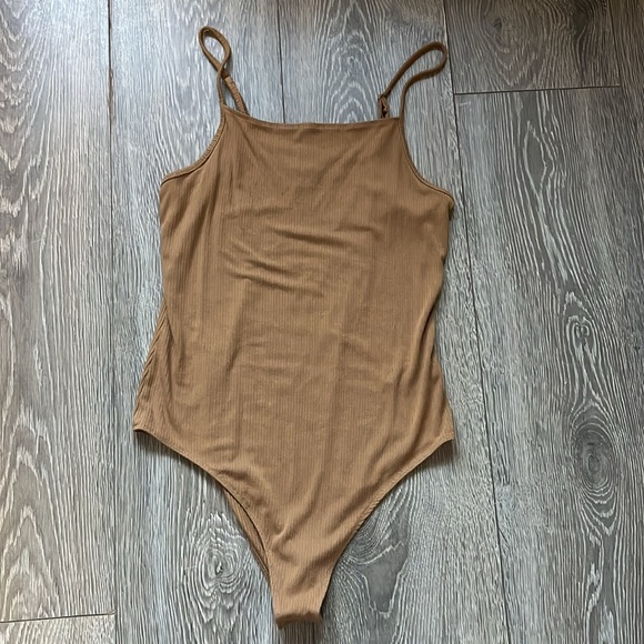 wild fable Tops - Wild Fable bib/top Size Large